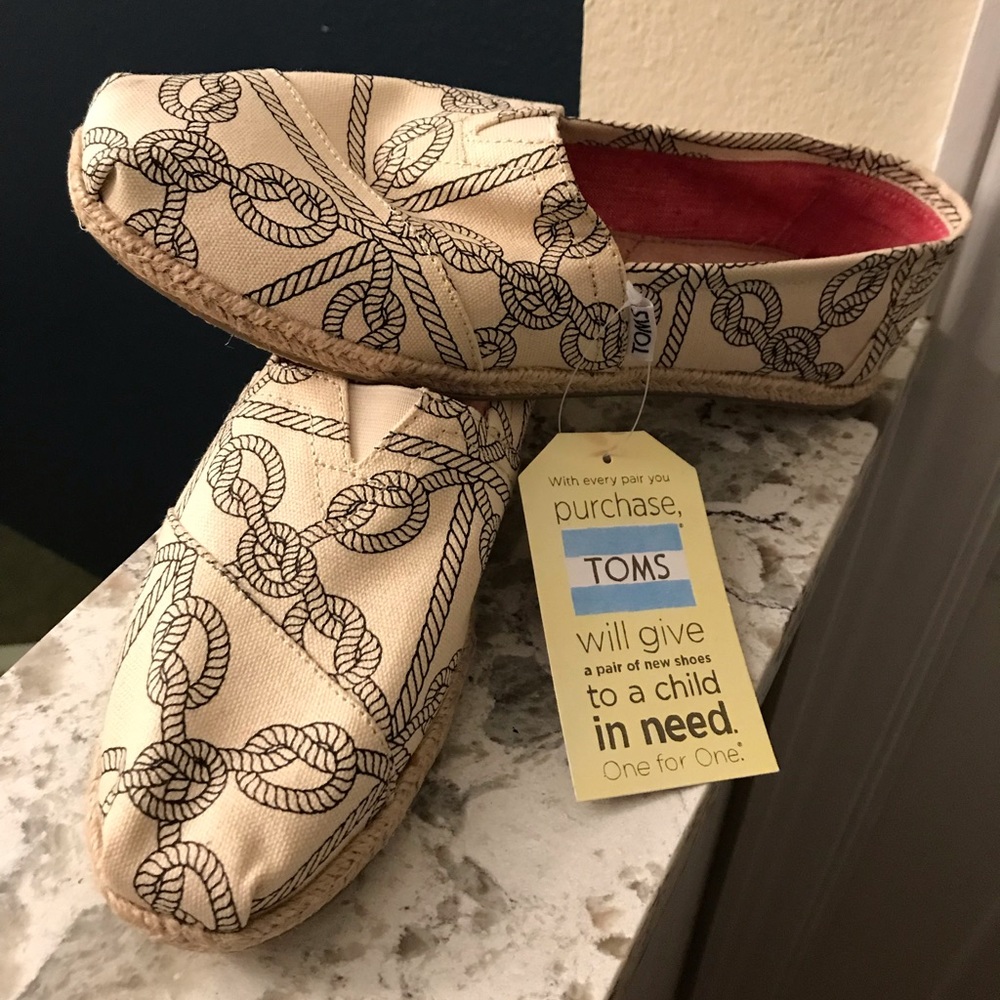 Anchors Away! Toms. NWT. Size 9.5